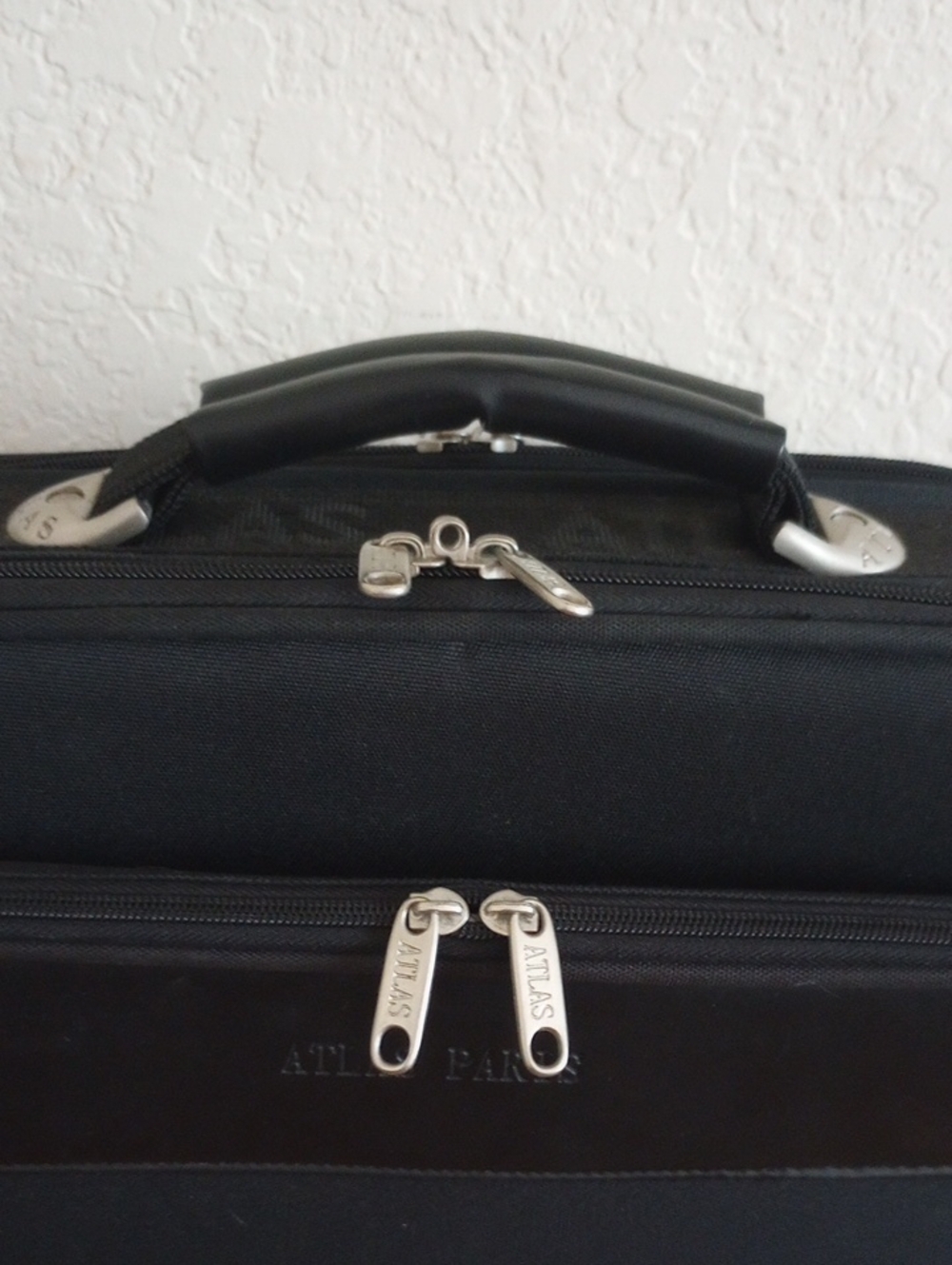 ATLAS Laptop & Document Travel Bag-UNISEX - Picture 3 of 10